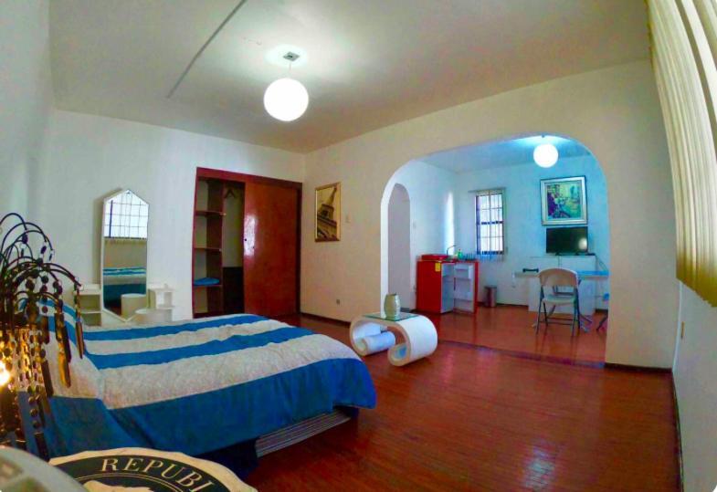 255 Javier Sorondo Apartment *